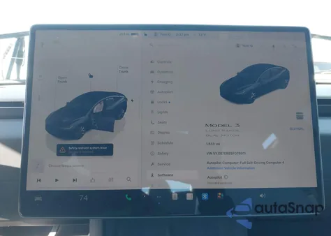 2025 Tesla Model 3 Long Range All-Wheel Drive z USA, uszkodzony, nr VIN 5YJ3E1EB8SF076911